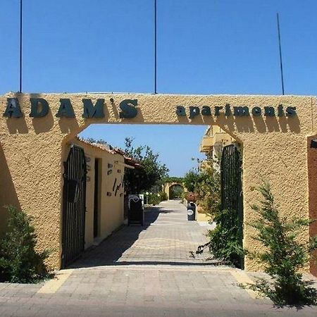 Stalida Adams Apartments מראה חיצוני תמונה